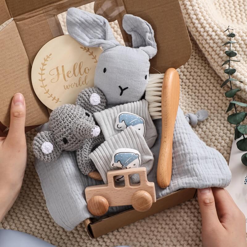 Lars-Baby-Shower-Gift-Box