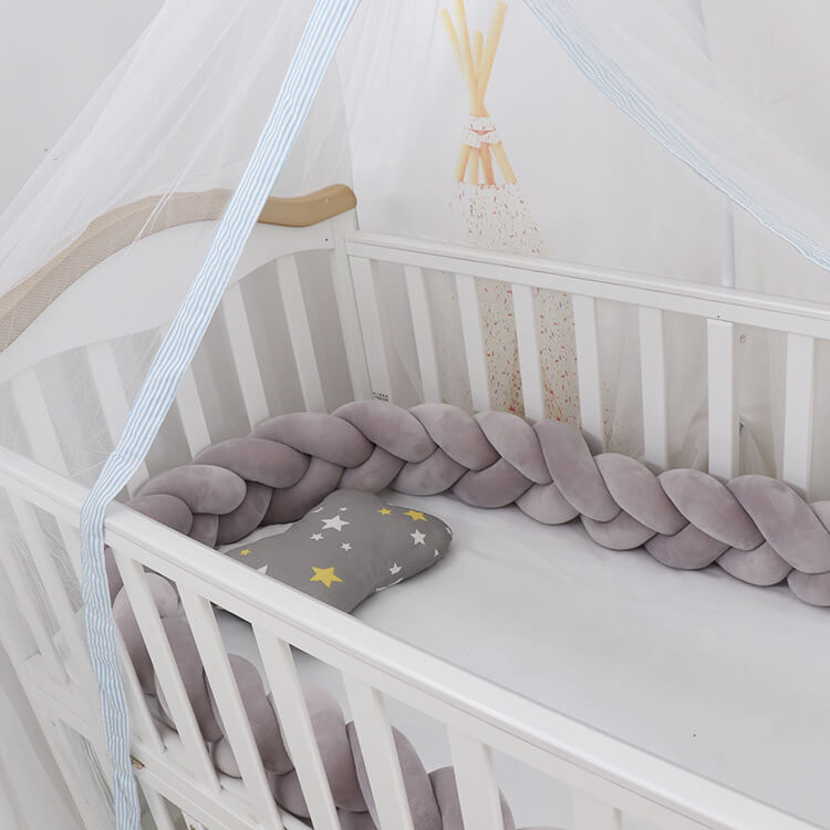 Hans-braided-cot-bumper