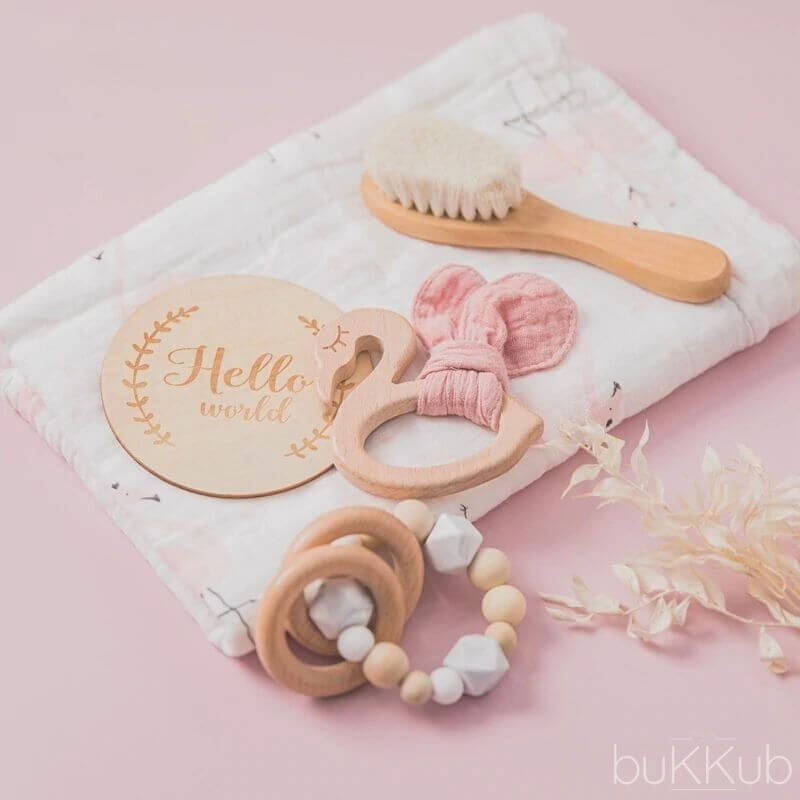 anatidae-new-baby-gift-essentials