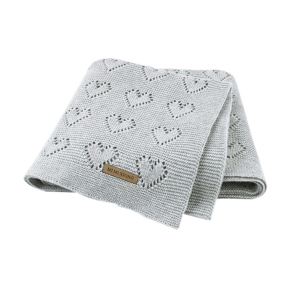 grey-baby-cot-blanket-hearts