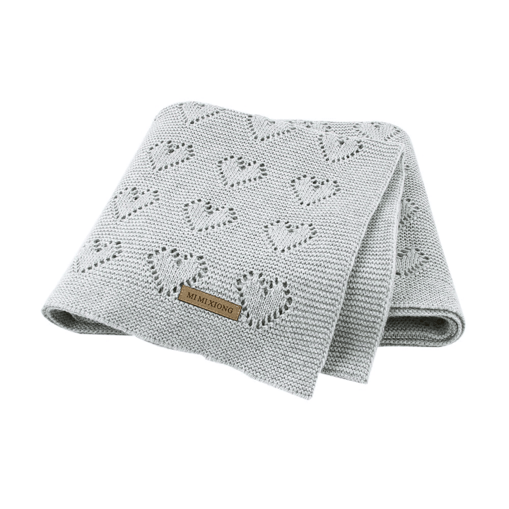 grey-baby-cot-blanket-hearts