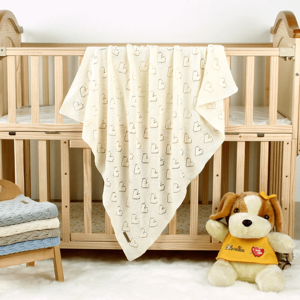 newborn-crochet-baby-blanket-ivory-hearts