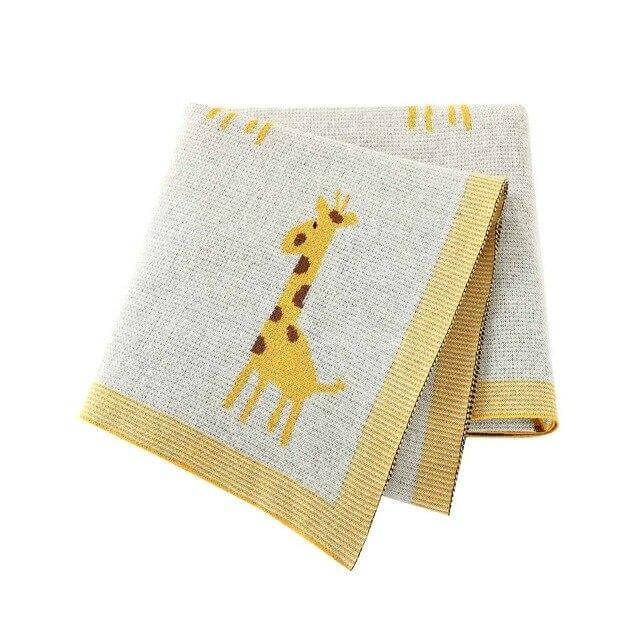white-baby-blanket-giraffe