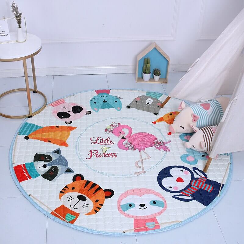 white-baby-girl-play-mat