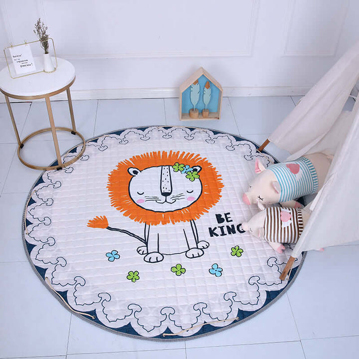 white-tummy-time-mat-lion-newbaby