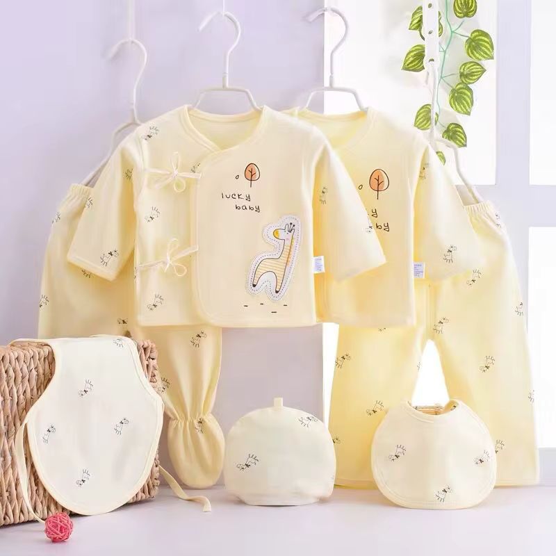 Kai Newborn Baby Clothes Set