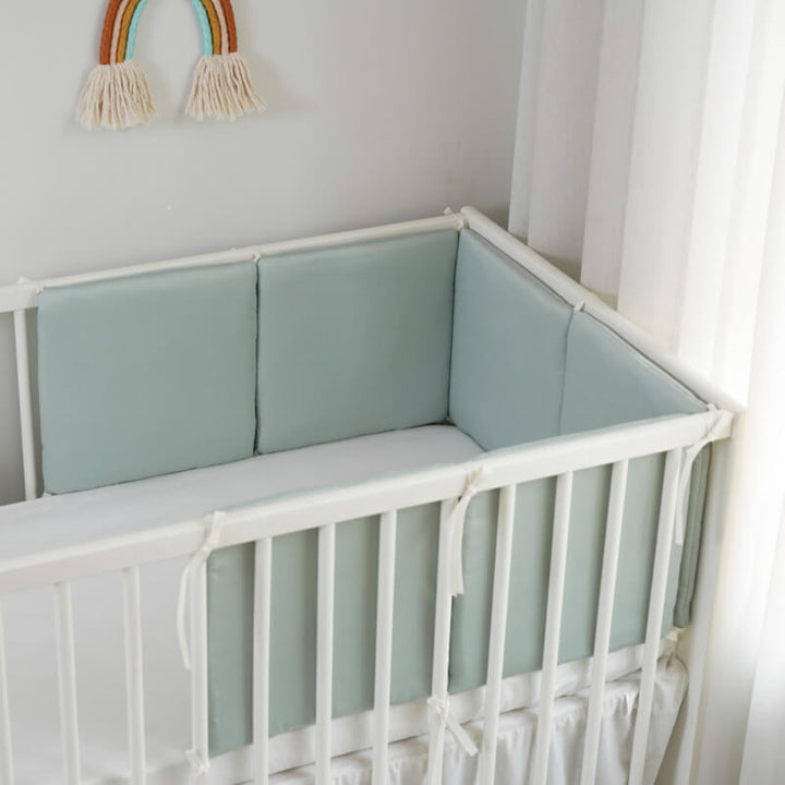 Green-Breathable-Cot-Bumper-Miles