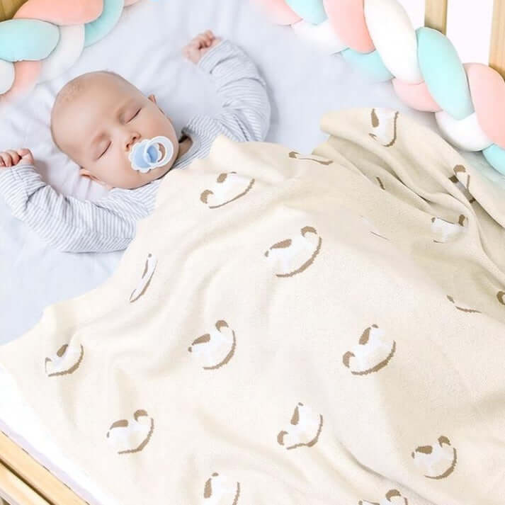 newborn-crochet-baby-blanket-cream-horse