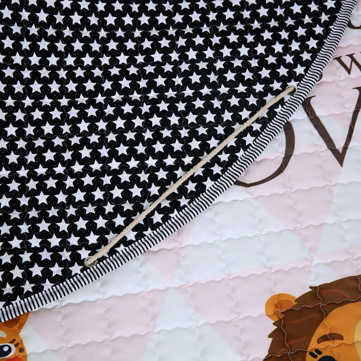 white-drawstring-play-mat-animals