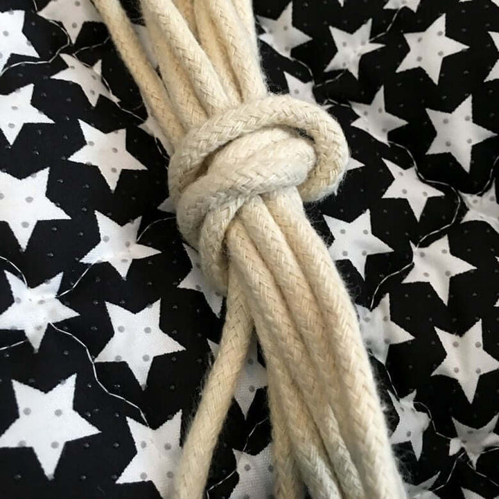 white-drawstring-play-mat-for-babies